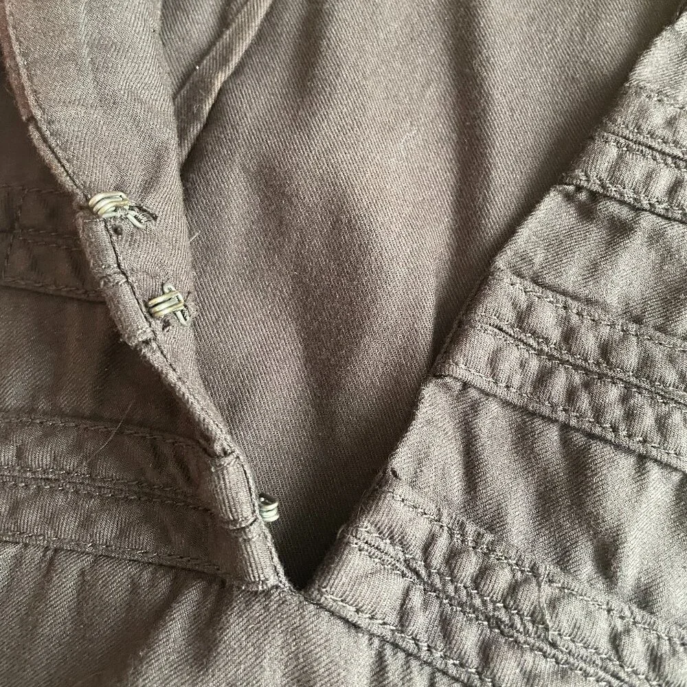 Size 12 H&M black military style top with silver buttons and short sleeves - Picture 9 of 14